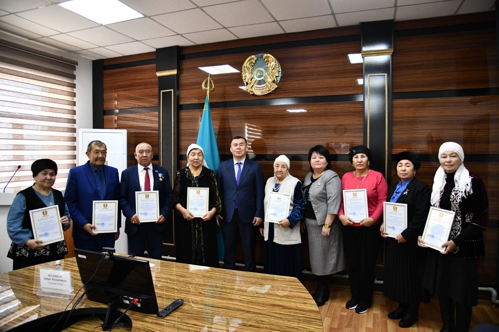 Ардагер ұстаздарға құрмет: Отырар ауданына саяхат